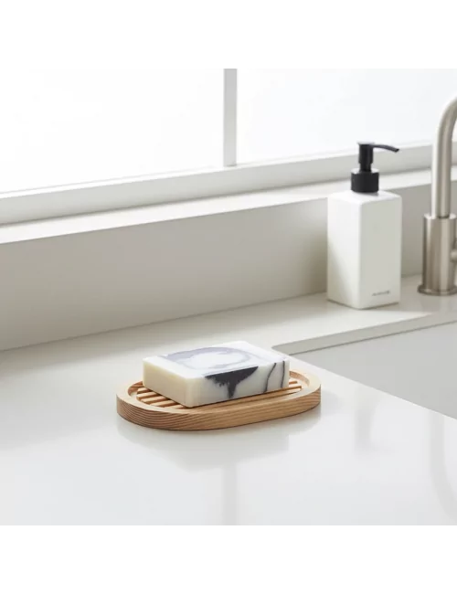 Ovale Seifenschale aus Douglas-Holz mit Seife