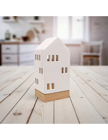 Lichthaus - Teelicht Haus - Dekoration Weihnachten - weiss-glänzend - 22,5 cm auf Küchentisch