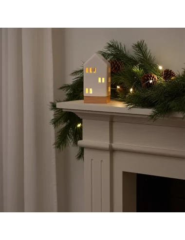 Lichthaus - Teelicht Haus - Dekoration Weihnachten - weiss-glänzend - 22,5 cm an Weihnachten beleuchtet