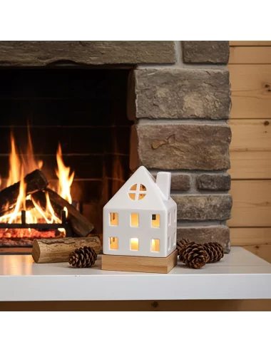 Lichthaus - Teelicht Haus - Dekoration Weihnachten - weiss-glänzend - 17.7 cm neben Cheminée