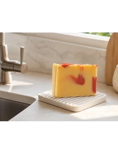 Gesichtsseife mit Ho-Holz & Patschuli - Naturseife Wood Soap in Küche Gesichtsseife mit Ho-Holz & Patschuli - Naturseife Wood Soap in Küche