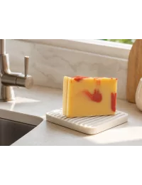 Gesichtsseife mit Ho-Holz & Patschuli - Naturseife Wood Soap in Küche