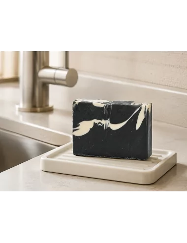 Allrounder - & Reinigungseife Gesicht & Körper mit Kohle - Naturseife Detox Soap - in Küche Allrounder - & Reinigungseife Gesicht & Körper mit Kohle - Naturseife Detox Soap - in Küche